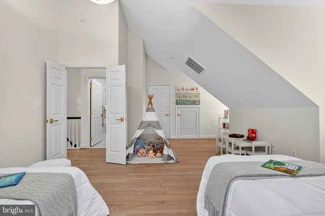 $12,850 | 700 Kahn Place, Alexandria, VA 22314