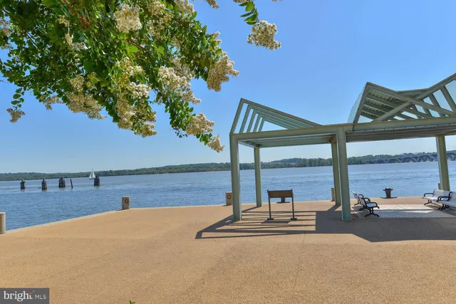 $12,850 | 700 Kahn Place, Alexandria, VA 22314