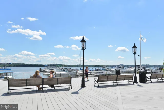 $12,850 | 700 Kahn Place, Alexandria, VA 22314