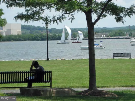 $12,850 | 700 Kahn Place, Alexandria, VA 22314