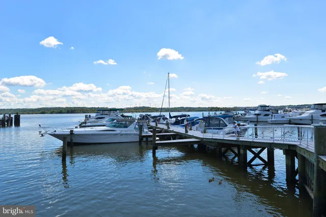 $12,850 | 700 Kahn Place, Alexandria, VA 22314