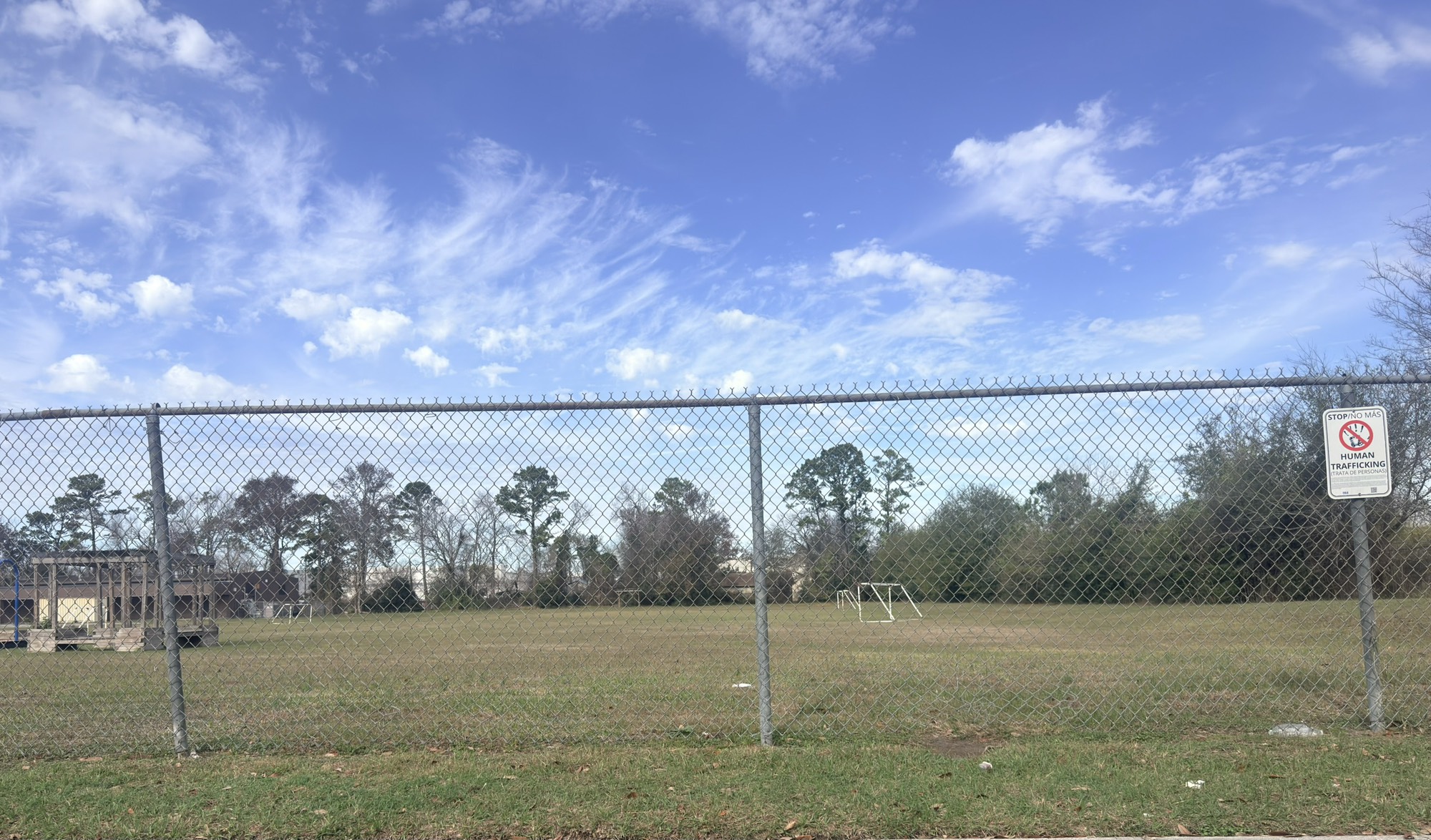 15537 Weldon Drive Houston, TX 77032 - Photo 3 of 4 a view of a golf course with a yard