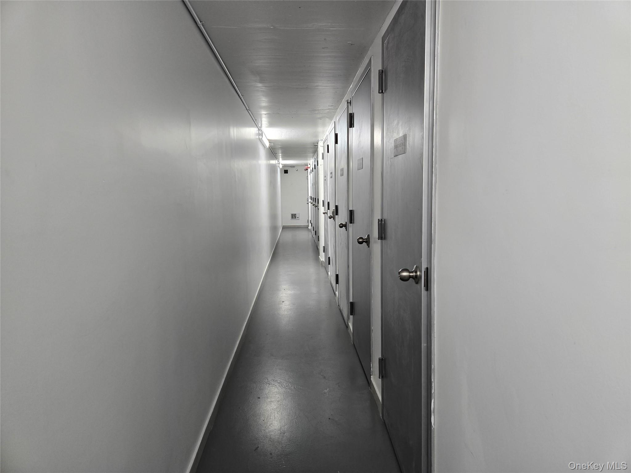 136-18 Maple Avenue, Unit 5E Queens, NY 11355 - Photo 9 of 11 a view of hallway