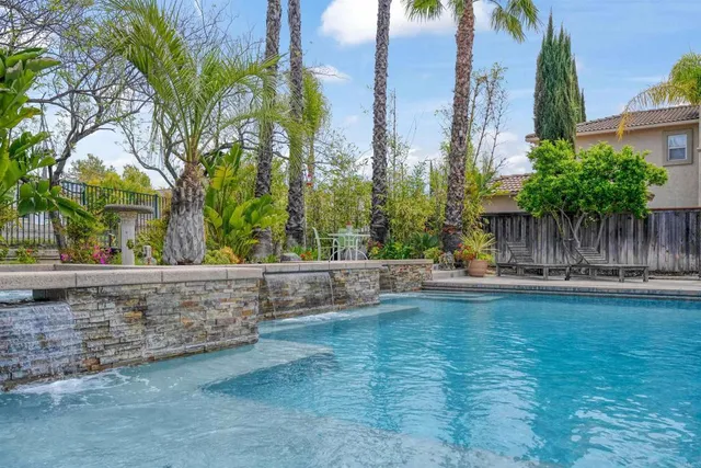 $849,900 | 45878 Corte Orizaba, Temecula, CA 92592