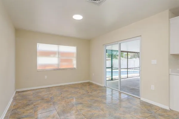 $3,200 | 2977 Palmetto Court, Dunedin, FL 34698