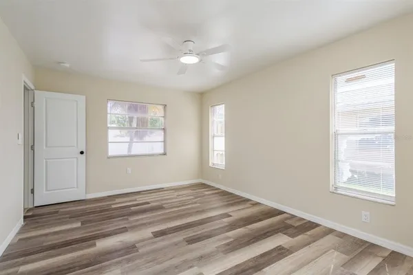 $3,200 | 2977 Palmetto Court, Dunedin, FL 34698