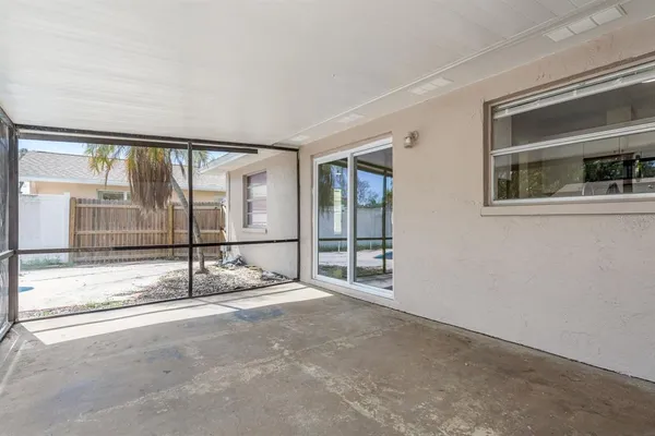 $3,200 | 2977 Palmetto Court, Dunedin, FL 34698