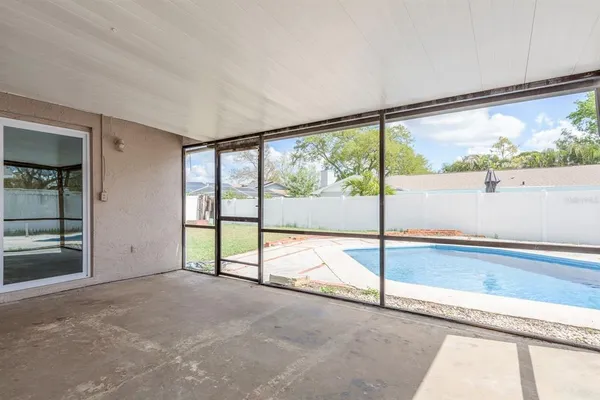 $3,200 | 2977 Palmetto Court, Dunedin, FL 34698