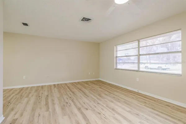 $3,200 | 2977 Palmetto Court, Dunedin, FL 34698