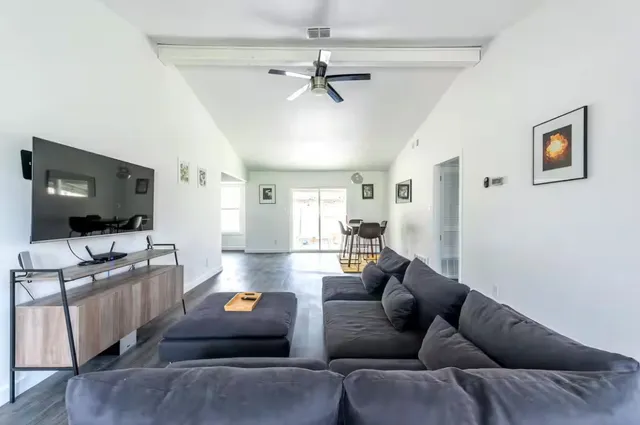 $2,300 | 9715 Dallum Drive, Austin, TX 78753