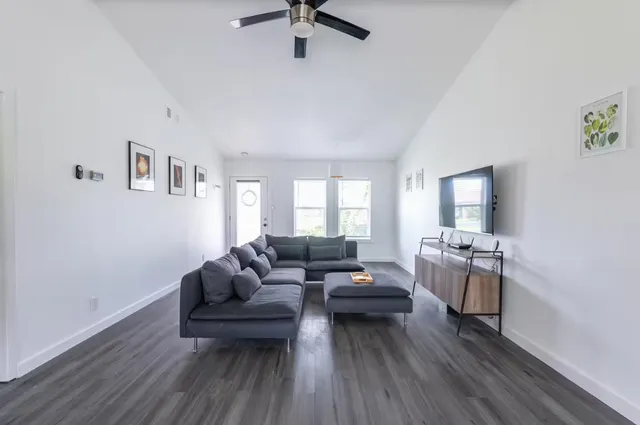 $2,300 | 9715 Dallum Drive, Austin, TX 78753