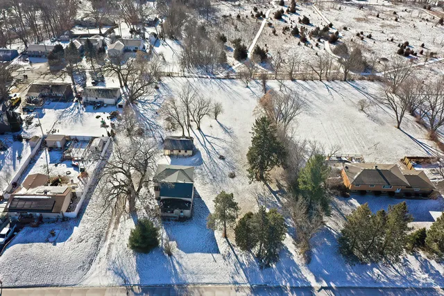 $259,000 | 1001 West Broadway Street, McHenry, IL 60051