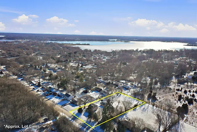 $259,000 | 1001 West Broadway Street, McHenry, IL 60051