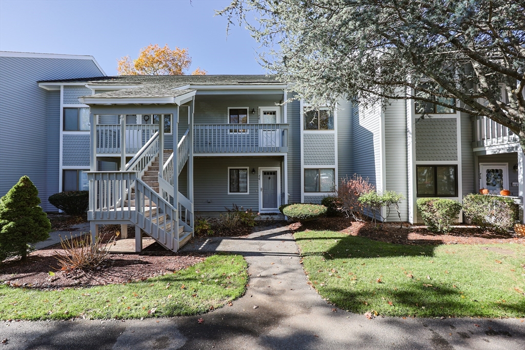 78 Eaton Lane, Unit 78 Brewster, MA 02631 - Photo 36 of 41 a front view of a house with entertaining space