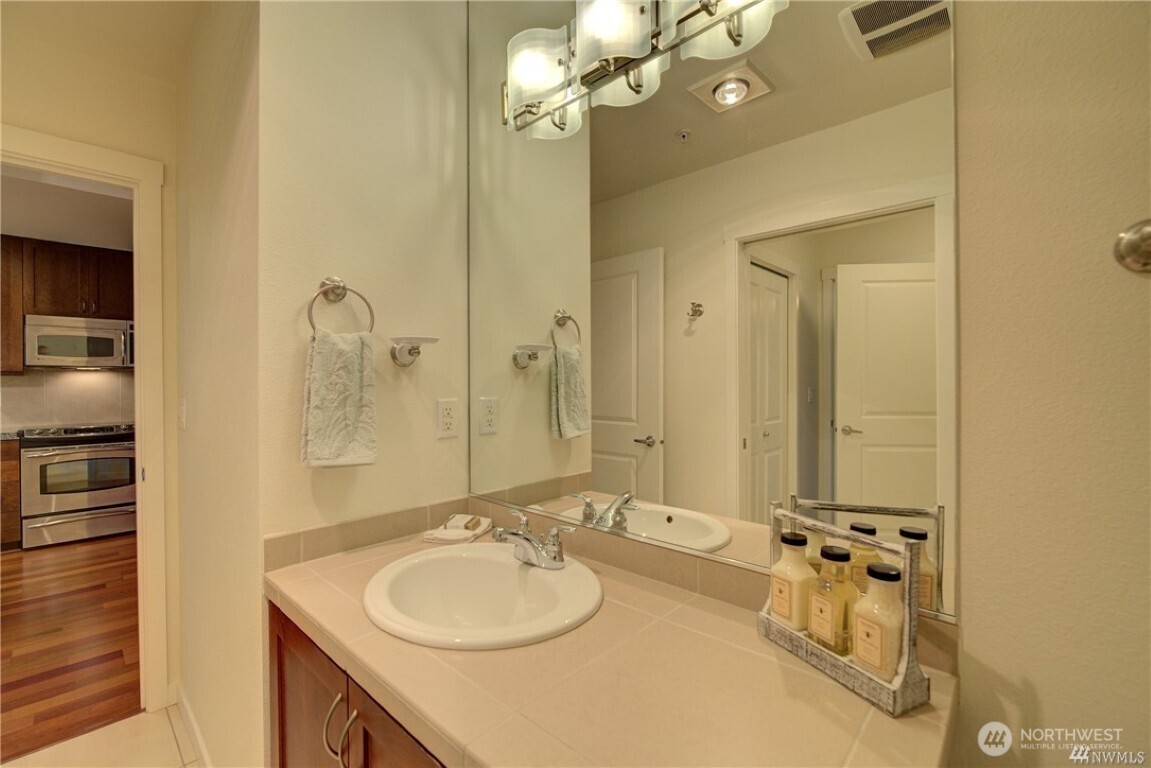 16141 Cleveland Street, Unit 217 Redmond, WA 98052 - Photo 13 of 23