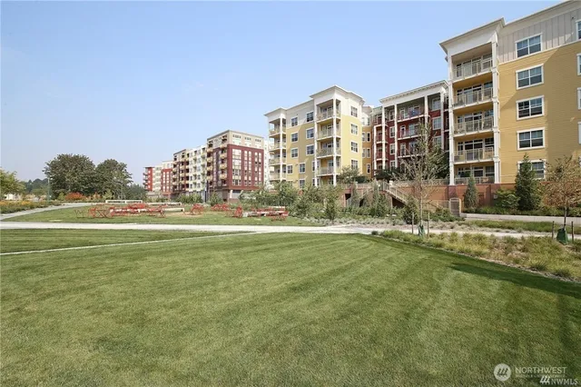 $2,150 | 16141 Cleveland Street, Unit 217, Redmond, WA 98052