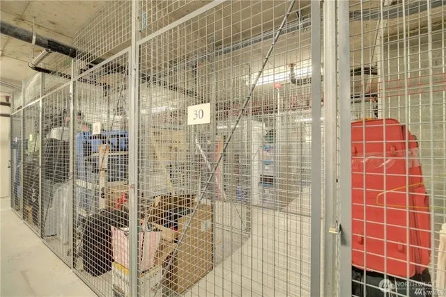 $2,150 | 16141 Cleveland Street, Unit 217, Redmond, WA 98052