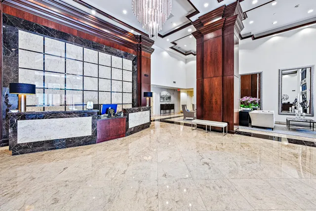 $6,500 | 701 South Olive Avenue, Unit 802, West Palm Beach, FL 33401