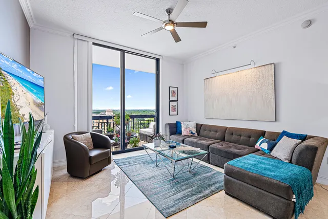 $6,500 | 701 South Olive Avenue, Unit 802, West Palm Beach, FL 33401