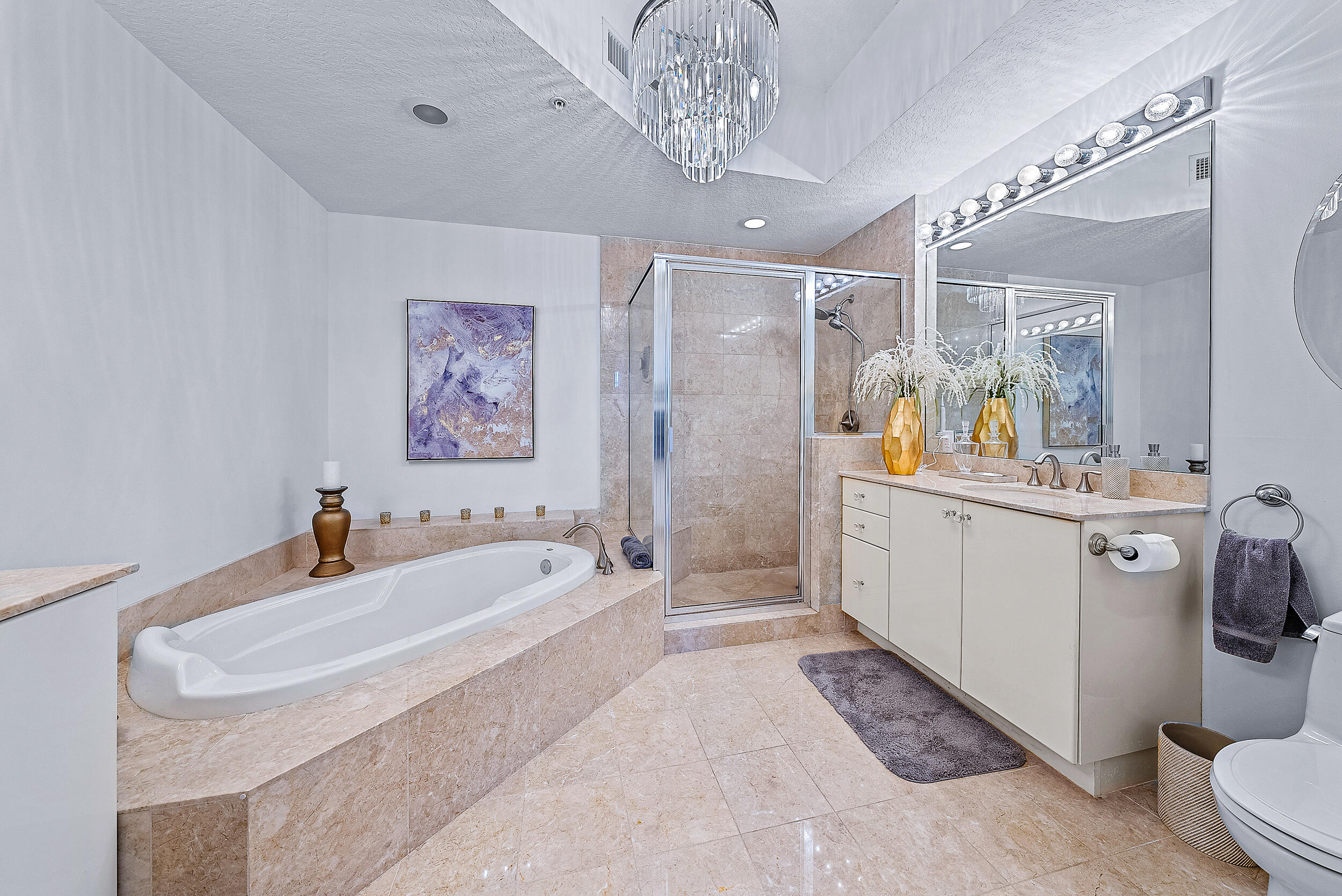 701 South Olive Avenue, Unit 802 West Palm Beach, FL 33401 - Photo 7 of 19 Main Bath