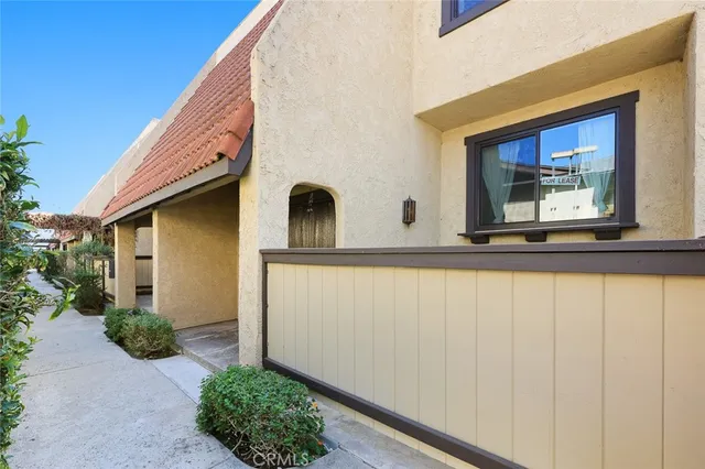 $3,280 | 204 East Bay State Street, Unit A, Alhambra, CA 91801
