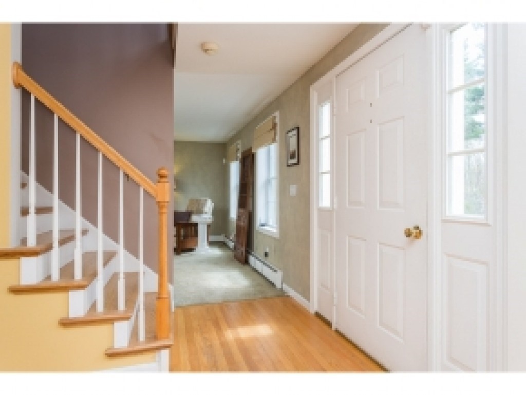 267 Prescott Road Epping, NH 03042 - Photo 3 of 14