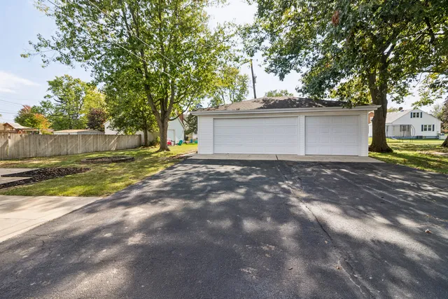 $299,000 | 392 West Exchange Street, Crete, IL 60417