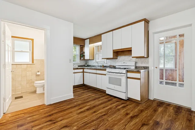 $299,000 | 392 West Exchange Street, Crete, IL 60417