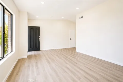 $1,295,000 | 23456 White Dove Drive, Lake Forest, CA 92630