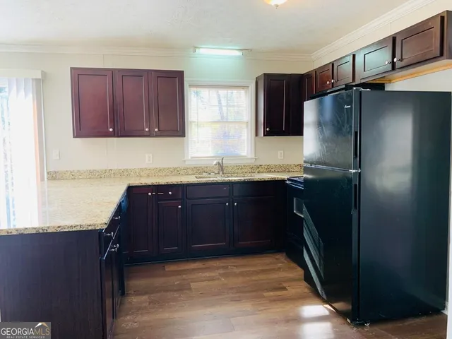 $1,495 | 208 Laurel Lane, LaGrange, GA 30241