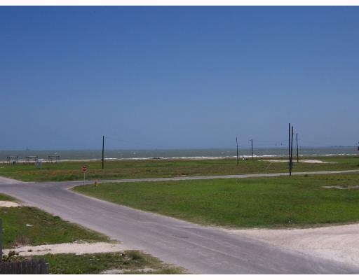 4502 Surfside Boulevard, Unit 8 Corpus Christi, TX 78402 - Photo 9 of 9 a view of a golf course