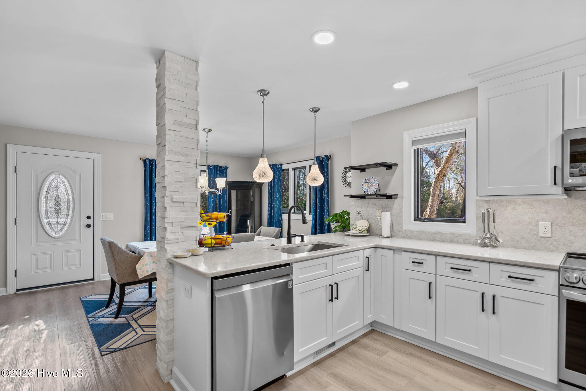 3825 Appleton Way Wilmington, NC 28412 - Photo 7 of 75 25-web-or-mls-DSC03762