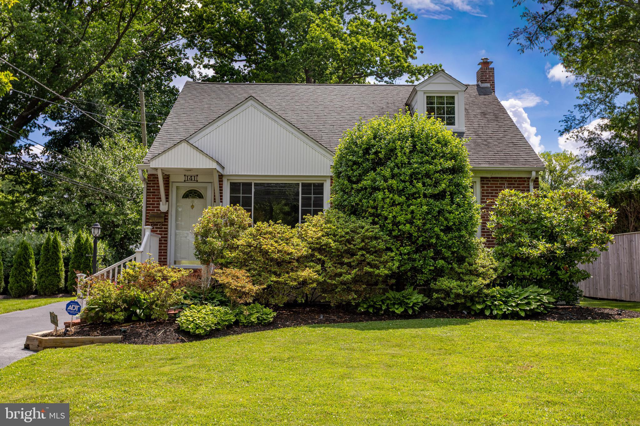 141 North Norwinden Drive Springfield, PA 19064 - Photo 2 of 42 Front View