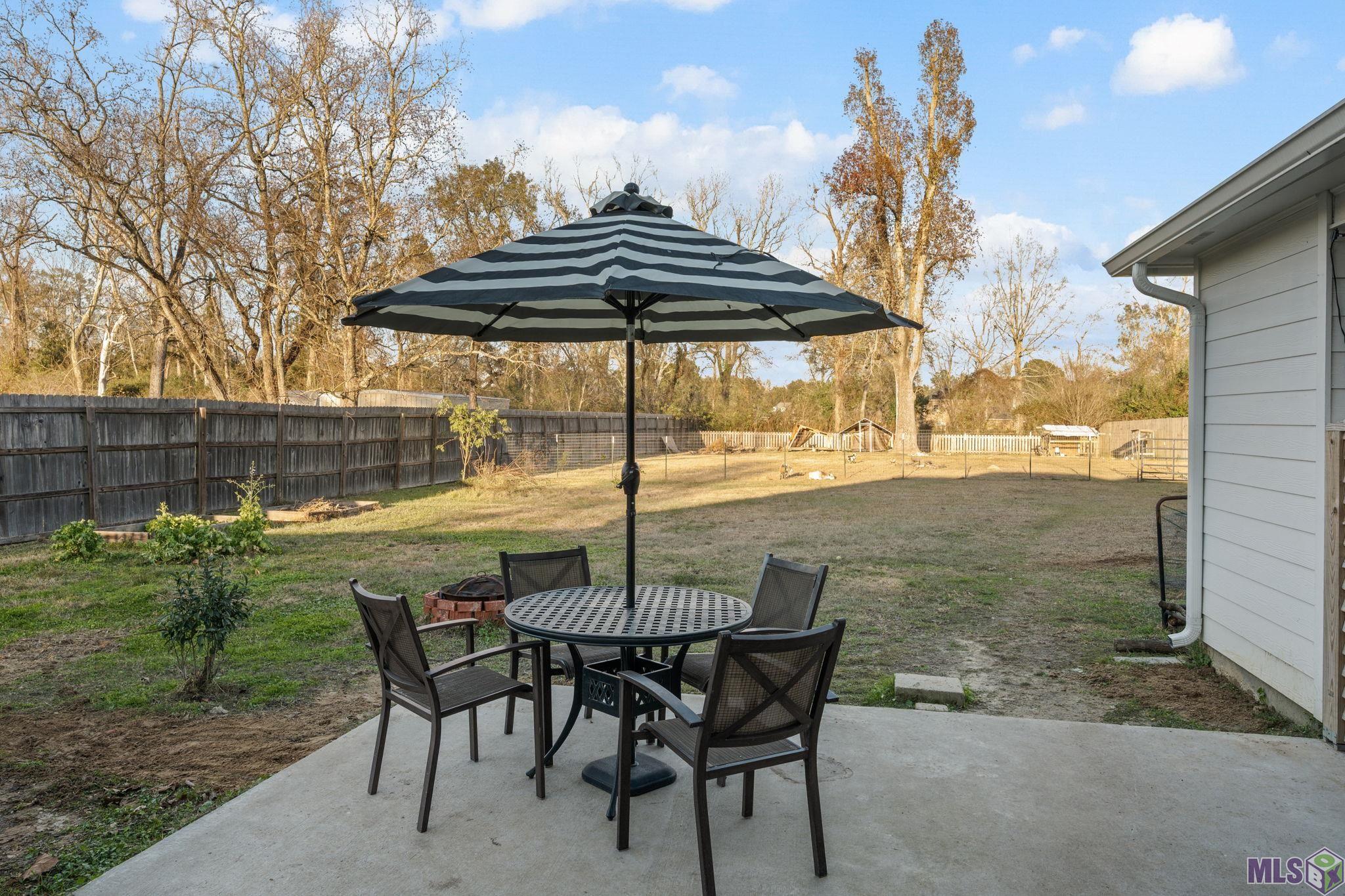 18478 Magnolia Estates Prairieville, LA 70769 - Photo 20 of 21 HUGE YARD DIVIDED BY FENCE WHICH CAN BE REMOVED