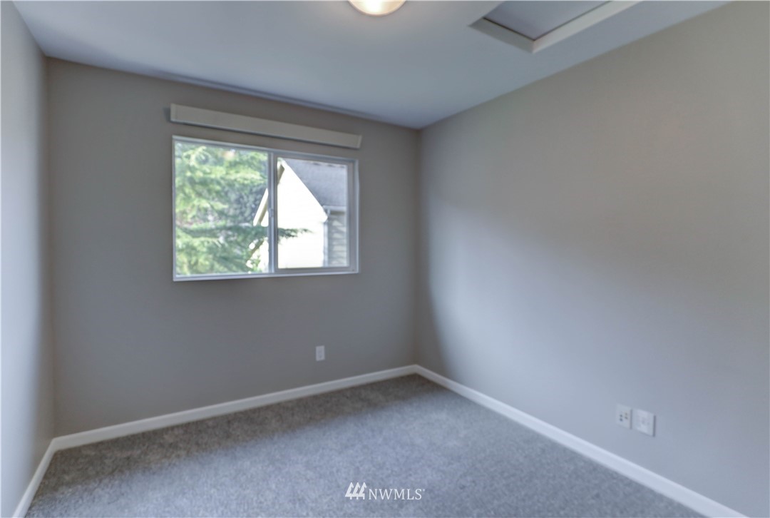 4242 Roxanna Loop Southeast Lacey, WA 98503 - Photo 15 of 18 Gallery Image 15