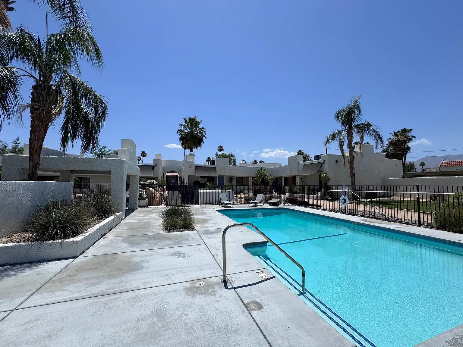 45451 Deep Canyon Road, Unit 2 Palm Desert, CA 92260 - Photo 20 of 24 19