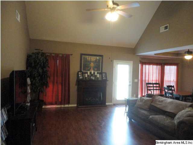 189 Addison Drive Calera, AL 35040 - Photo 4 of 30