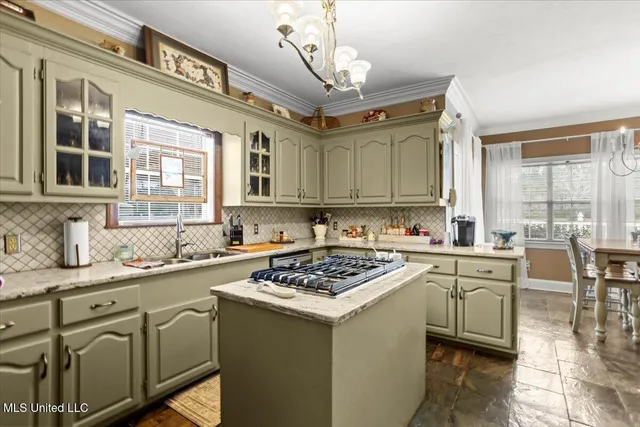 $699,900 | 13835 Highway 98, Smithdale, MS 39664