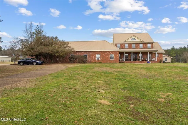 $699,900 | 13835 Highway 98, Smithdale, MS 39664