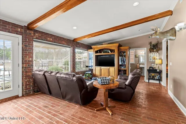 $699,900 | 13835 Highway 98, Smithdale, MS 39664