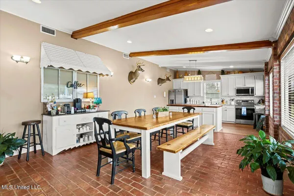 $699,900 | 13835 Highway 98, Smithdale, MS 39664