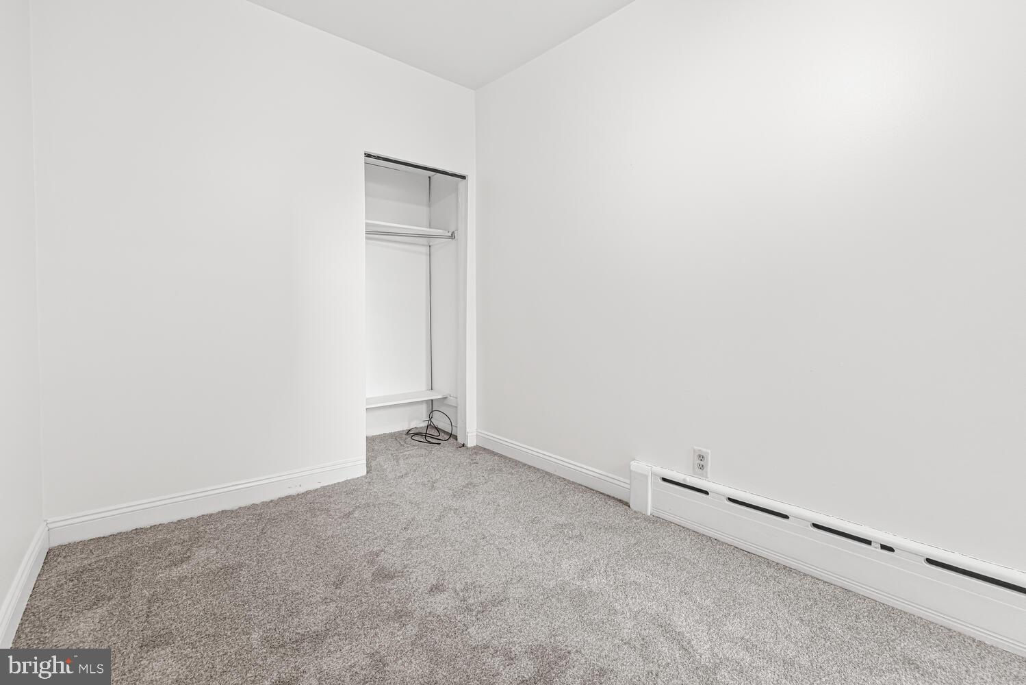 809 McClellan Street Philadelphia, PA 19148 - Photo 18 of 25 Middle Bedroom