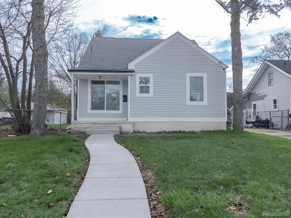 $185,400 | 20030 Salem, Detroit, MI 48219