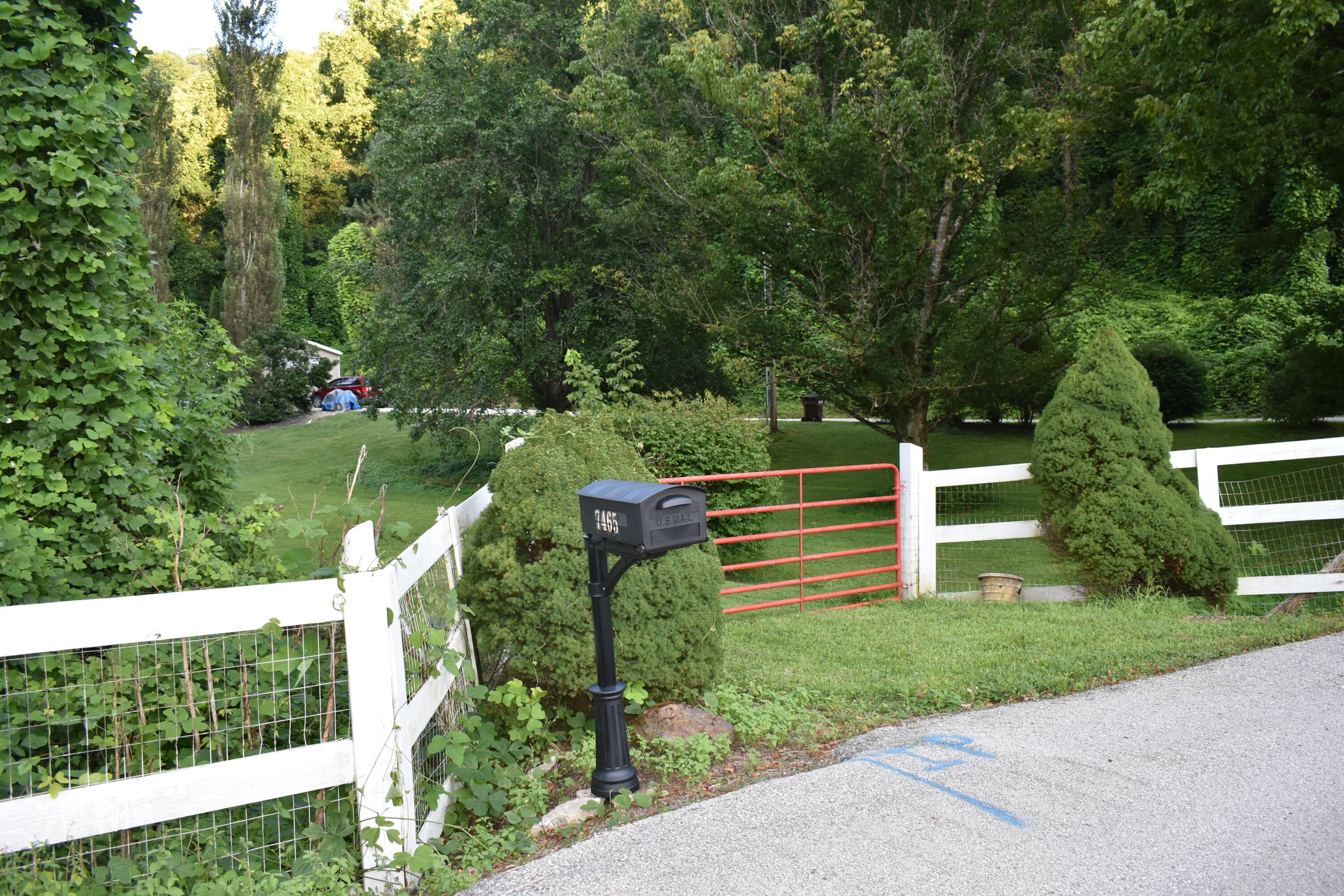 7465 Wagersville Road Irvine, KY 40336 - Photo 10 of 32 DSC_0043
