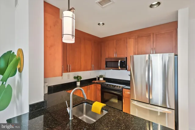 $475,000 | 4101 Albemarle Street Northwest, Unit 623, Washington, DC 20016