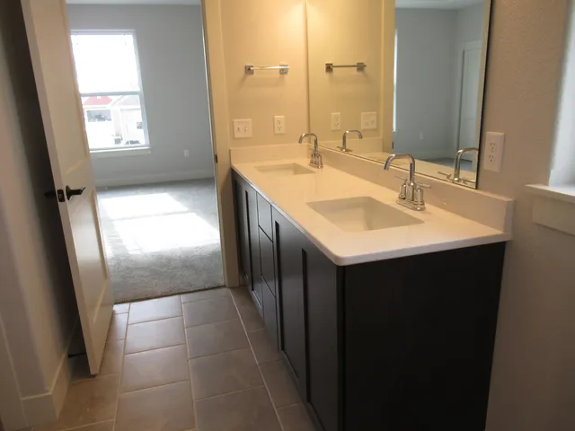 $564,990 | 518 Woodside Court, West Bend, WI 53095