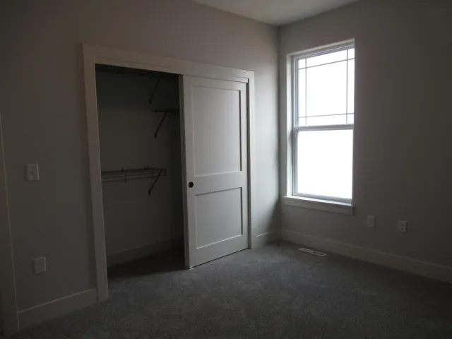 $564,990 | 518 Woodside Court, West Bend, WI 53095