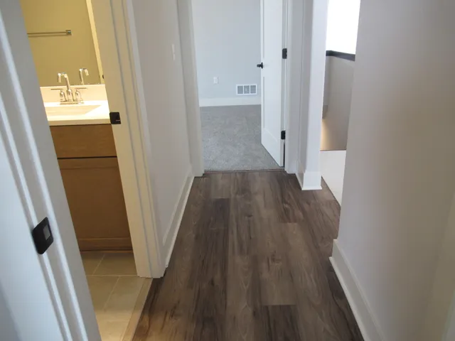 $564,990 | 518 Woodside Court, West Bend, WI 53095