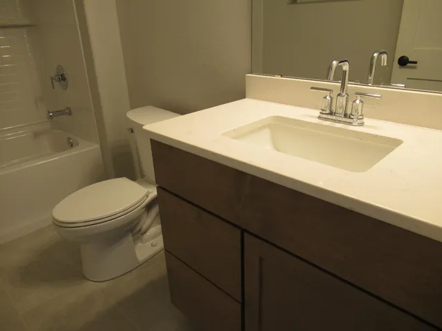 $564,990 | 518 Woodside Court, West Bend, WI 53095