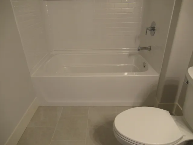 $564,990 | 518 Woodside Court, West Bend, WI 53095